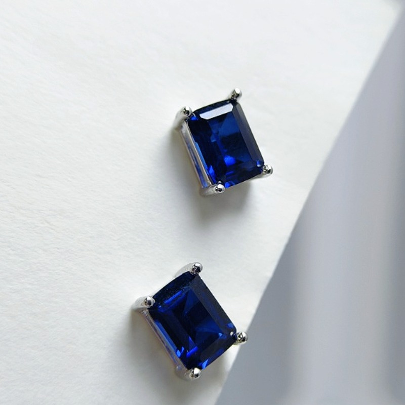 Women's Luxurious 925 Silver Artificial Gemstones Earrings